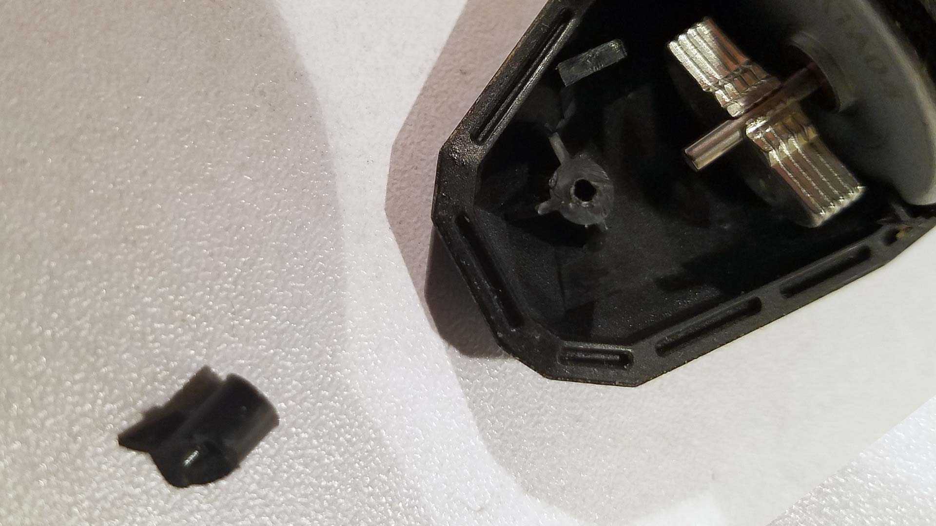 Broken Screw Mount.